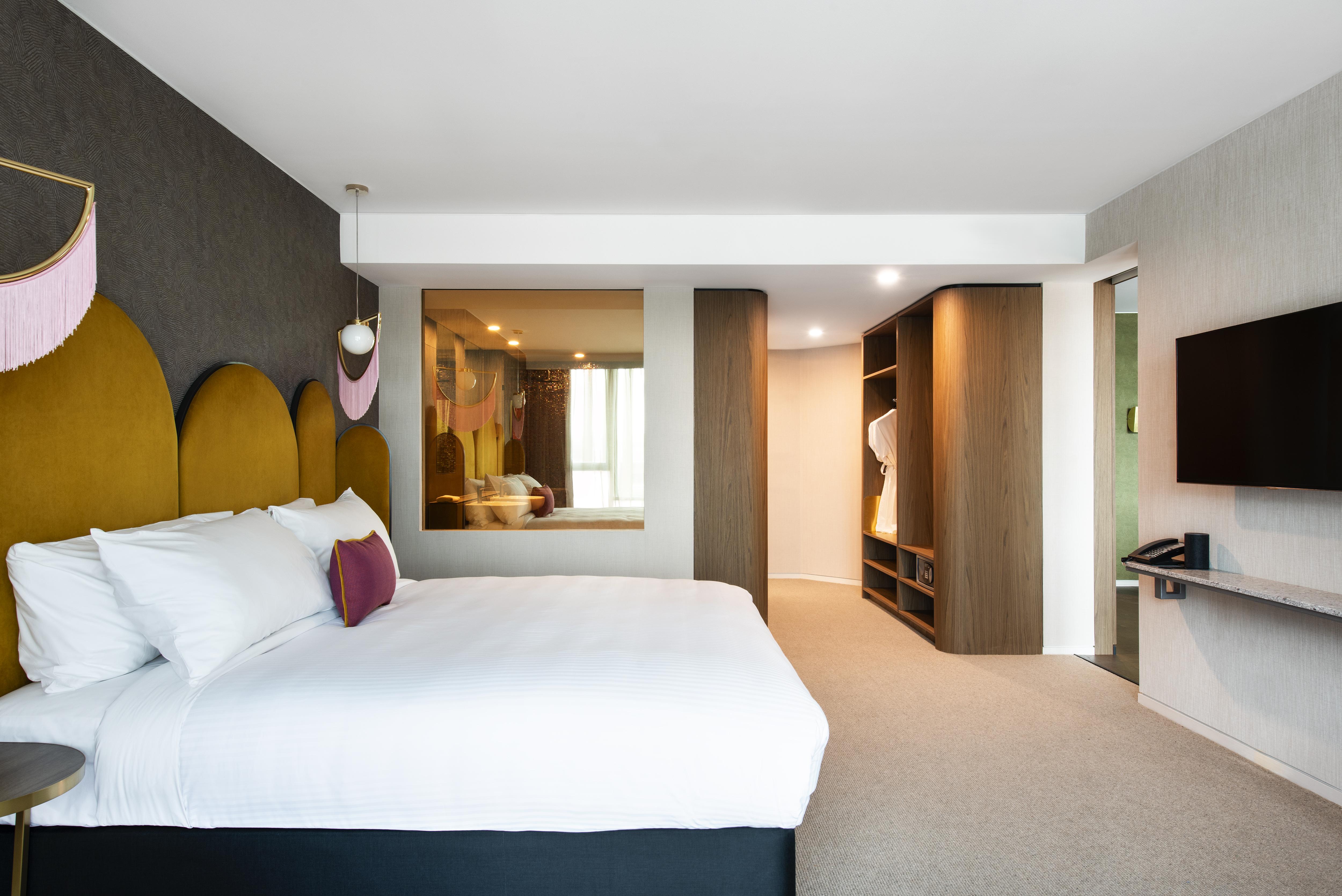 Ovolo The Valley Brisbane Exterior foto A bedroom at the Hotel