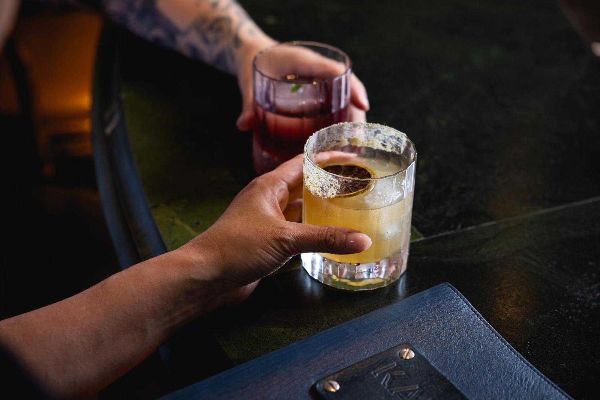 Ovolo The Valley Brisbane Exterior foto A whiskey sour
