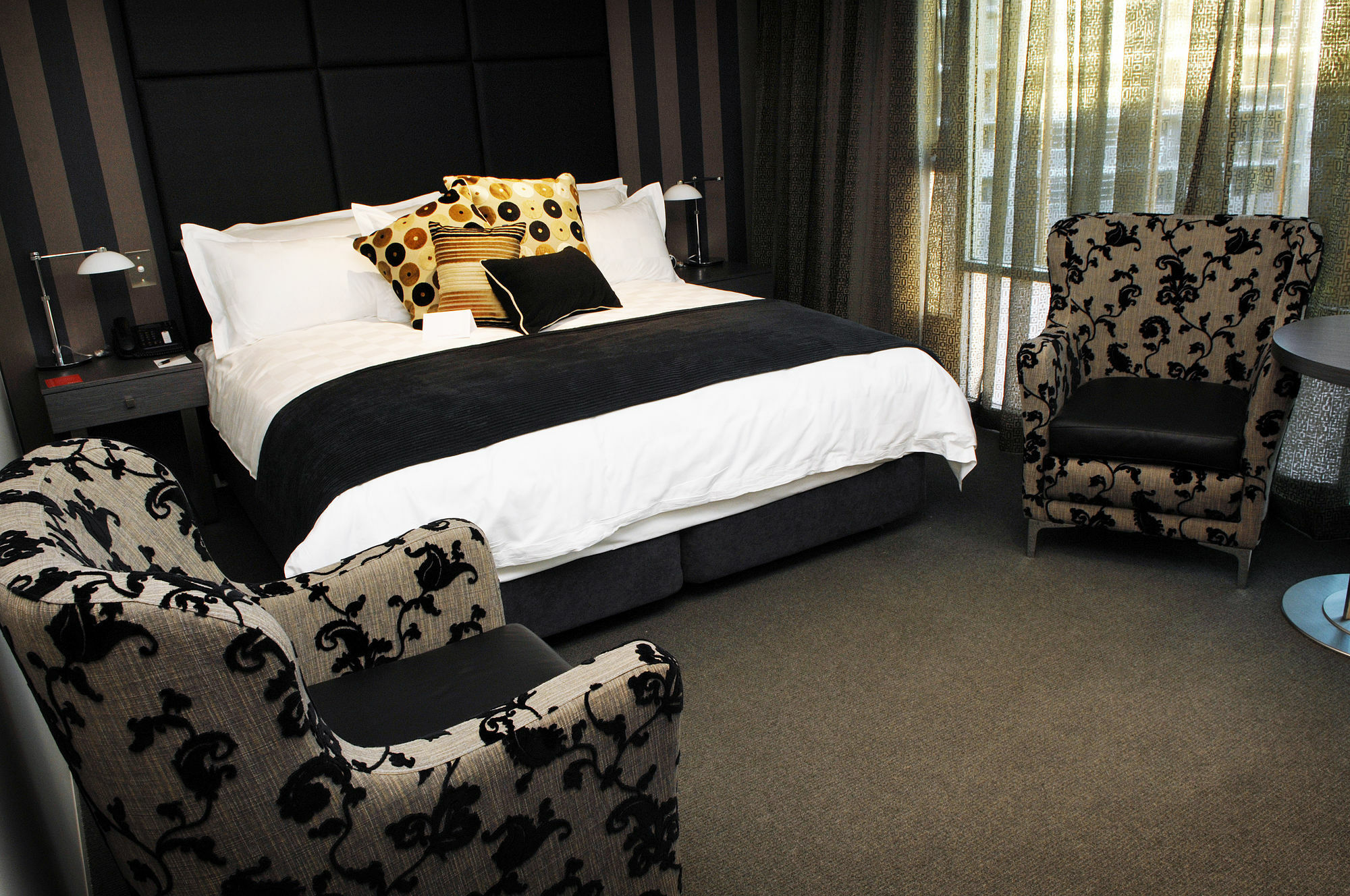 Ovolo The Valley Brisbane Exterior foto A room at the hotel