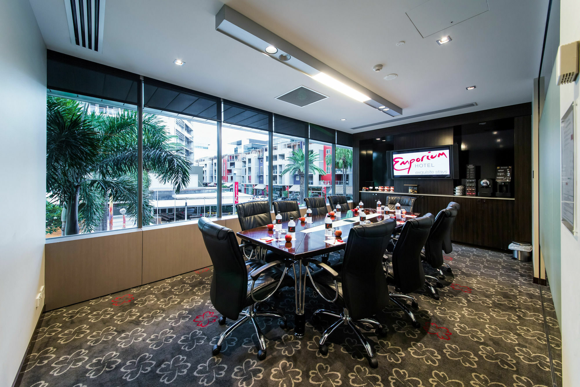 Ovolo The Valley Brisbane Exterior foto Meeting room at the hotel